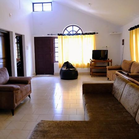 The Wayanad Club Hotel Sultan Bathery Bagian luar foto